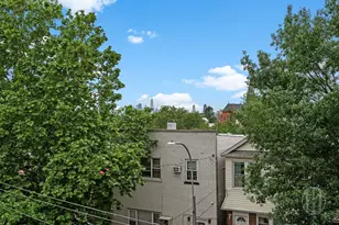 50-21 39th Pl, New York City, NY 11104 - Photo 15