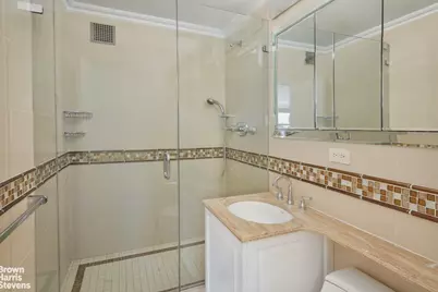 345 E 81st Street #14B, New York City, NY 10028 - Photo 9