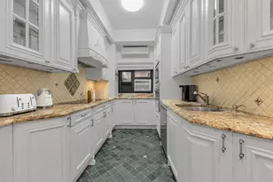50 E 72nd St, New York City, NY 10021 - Photo 5