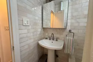 225 Bennett Ave, New York City, NY 10040 - Photo 9