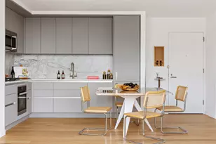 547 W 47th St, New York City, NY 10036 - Photo 17