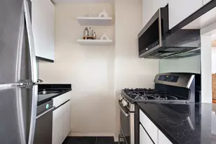 250 W 89th St, New York City, NY 10024 - Photo 5