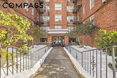 325 E 201st Street #5F, Bronx, NY 10458 - Photo 15