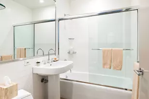 1 Morton Square, New York City, NY 10014 - Photo 15