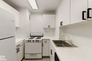 2025 Broadway, New York City, NY 10023 - Photo 5