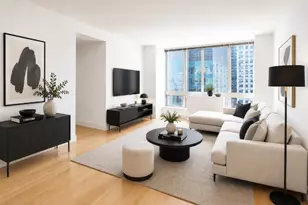 150 E 44th St, New York City, NY 10017 - Photo 1