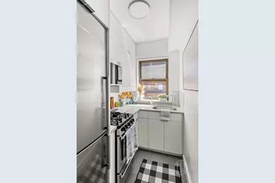 55 E End Avenue #16M, New York, NY 10028 - Photo 3