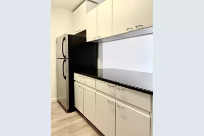 270 W 17th Street #2K, New York City, NY 10011 - Photo 3