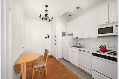 235 E 73rd Street #1A, New York City, NY 10021 - Photo 3