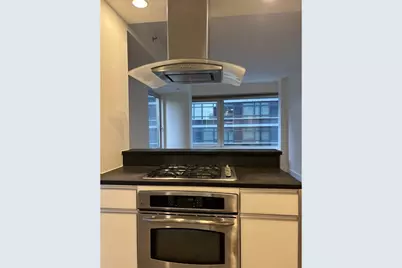 44-27 Purves Street #9C, New York City, NY 11101 - Photo 3