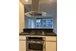 44-27 Purves St, New York City, NY 11101 - Photo 3