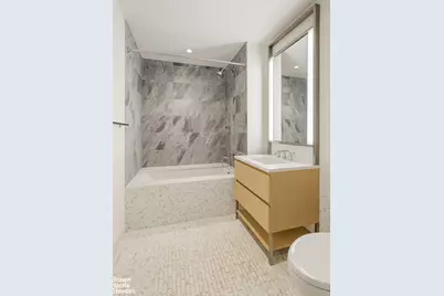 500 W 45th Street #321, New York City, NY 10036 - Photo 5