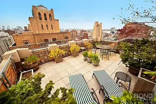 201 W 16th St, New York, NY 10011 - Photo 9