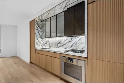 135 E 47th Street #19F, New York City, NY 10017 - Photo 1
