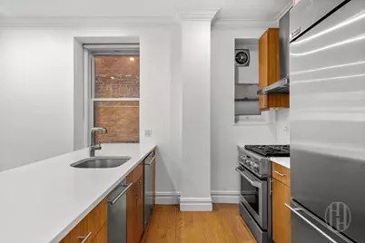 26 E 63rd Street #2c, New York City, NY 10065 - Photo 9