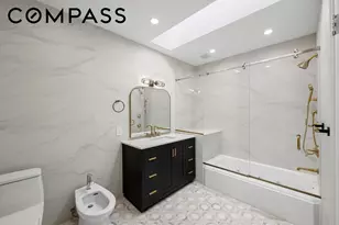 222 E 61st St, New York City, NY 10065 - Photo 23