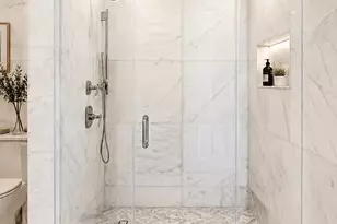 222 E 61st St, New York City, NY 10065 - Photo 15