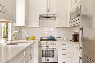 225 E 79th St, New York City, NY 10075 - Photo 5
