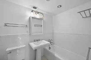 350 W 57th St, New York, NY 10019 - Photo 7