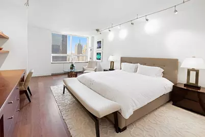 15 W 53rd Street #24F, New York City, NY 10019 - Photo 5