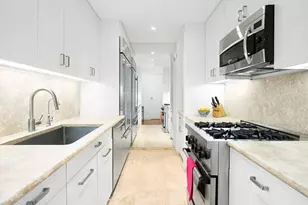 15 W 53rd St, New York City, NY 10019 - Photo 9