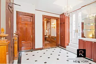 21 E 84th Street #THOUSE, New York, NY 10028 - Photo 1