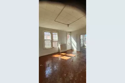 950 E 223rd Street, New York City, NY 10466 - Photo 3