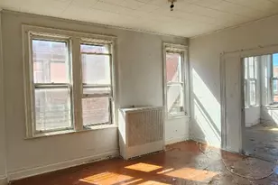 950 E 223rd St, New York City, NY 10466 - Photo 3