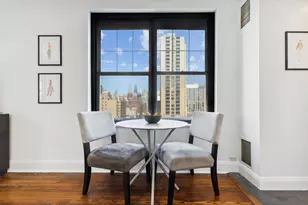 200 E 16th St, New York City, NY 10003 - Photo 3