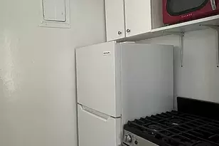 225 E 46th St, New York, NY 10017 - Photo 5