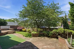 1-87 Beach 136th St, New York City, NY 11694 - Photo 15