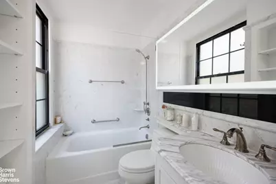 940 Park Avenue #2A, New York, NY 10028 - Photo 5