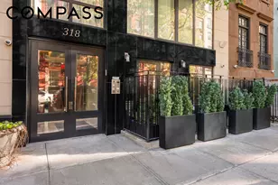 318 E 81st St, New York City, NY 10075 - Photo 11
