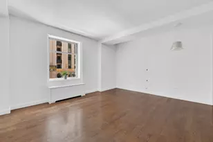 100 W 58th St, New York City, NY 10019 - Photo 9