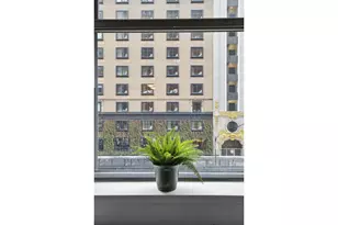 100 W 58th St, New York City, NY 10019 - Photo 11