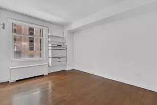 100 W 58th St, New York City, NY 10019 - Photo 17