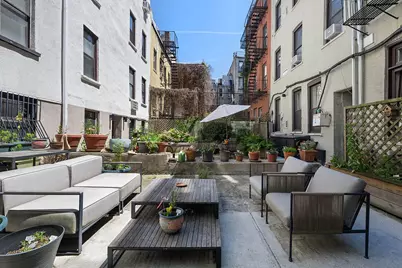 307 W 20th Street #3-R, New York City, NY 10011 - Photo 13