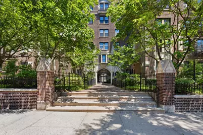 255 Eastern Parkway #E12, New York City, NY 11238 - Photo 1