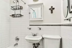 134 W 82 St, New York City, NY 10024 - Photo 11