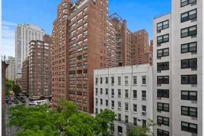 310 E 70th Street #6H, New York City, NY 10021 - Photo 11