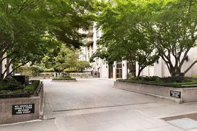 201 W 70th Street #2L, New York City, NY 10023 - Photo 7