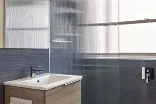 137 E 36th St, New York, NY 10016 - Photo 5