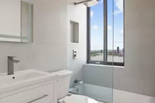 200 Rector Pl, New York City, NY 10280 - Photo 9
