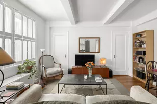 211 E 35th St, New York City, NY 10016 - Photo 3