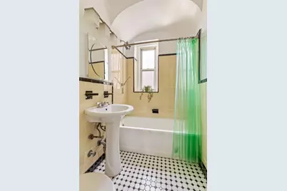 176 Seeley Street #D1, Brooklyn, NY 11218 - Photo 9