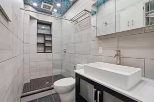 3 W 122nd St, New York City, NY 10027 - Photo 3