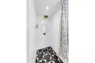 411 E 53rd St, New York City, NY 10022 - Photo 9