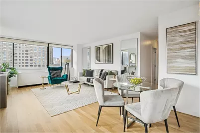 45 W 67th Street #22B, New York, NY 10023 - Photo 3