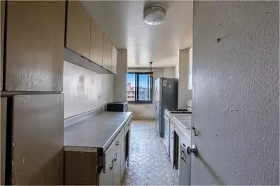 185 Hall Street #1704, New York City, NY 11205 - Photo 3
