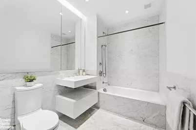 15 W 61st Street #4D, New York, NY 10023 - Photo 7